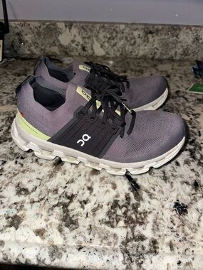 On Running Men’s Athletic Shoes in Gray with Lime Accents